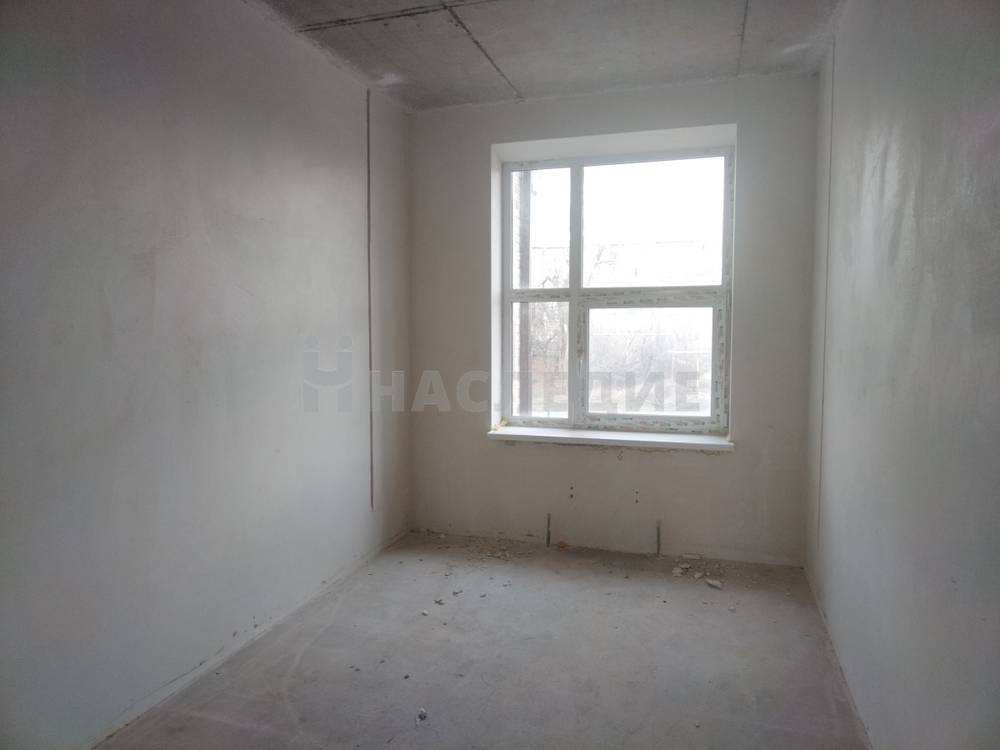 2-комнатная квартира, 50.8 м2 2/5 этаж, Артём, ул. Калинина - фото 1